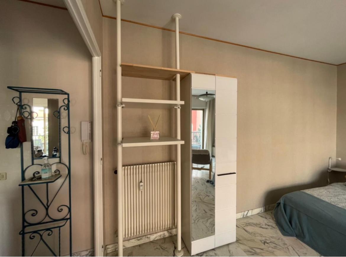 studio 2 pers , 40m2 en bord de mer avec vue mer Menton Eksteriør billede