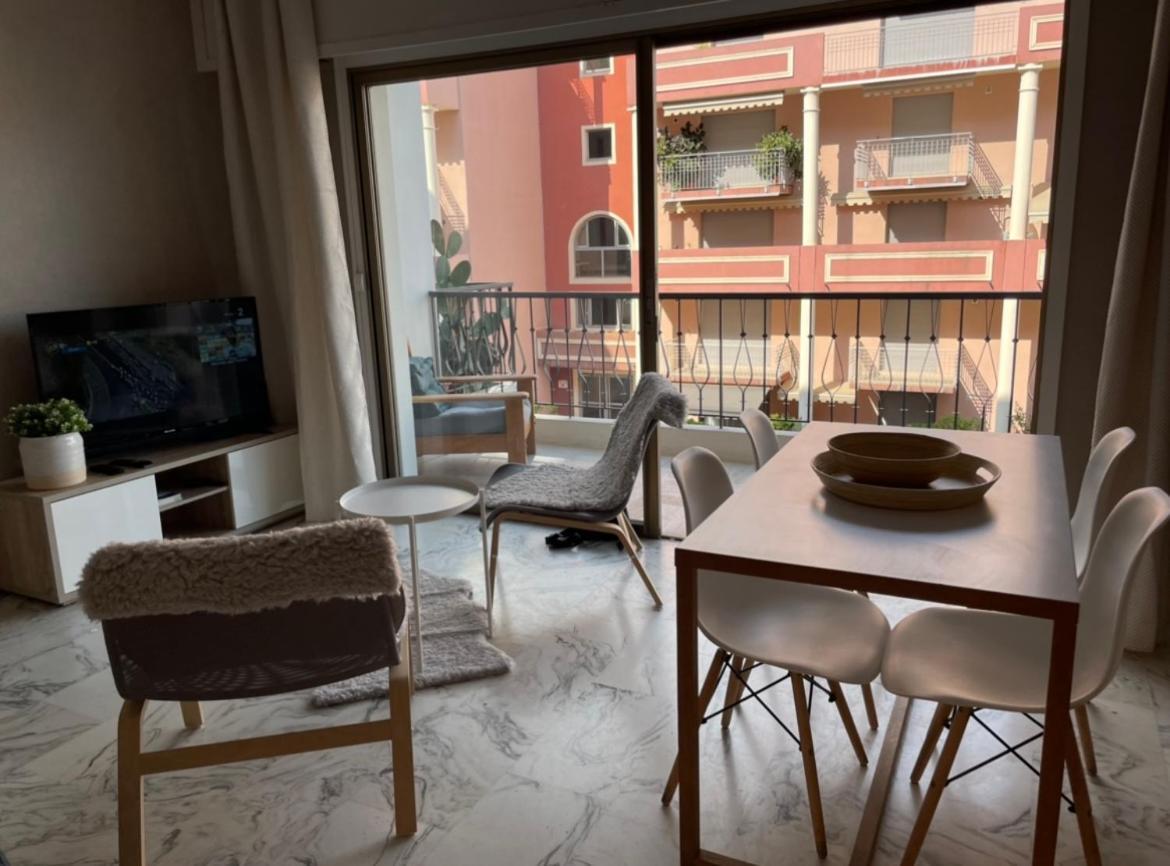 studio 2 pers , 40m2 en bord de mer avec vue mer Menton Eksteriør billede